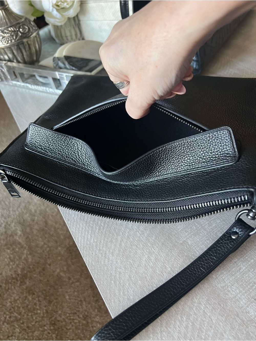 Coach Black Leather Pouch - Classic Minimalist Design - Picture 4 of 4